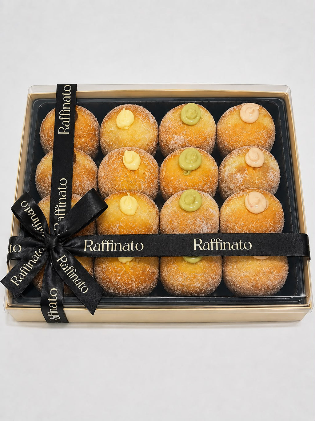 Assorted Donuts 16 pieces gift box with Raffinato ribbon